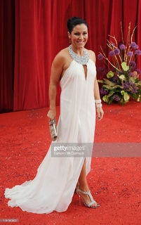 Jessie Wallace feet photo 8