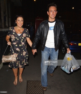 Jessie Wallace feet photo 3