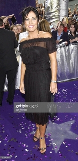 Jessie Wallace feet photo 15