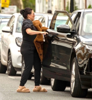 Jessie Wallace feet photo 18