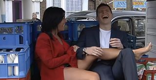 Jessie Wallace feet photo 2