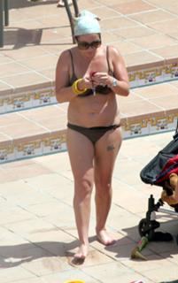 Jessie Wallace feet photo 16