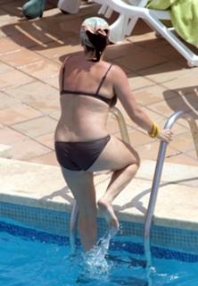 Jessie Wallace feet photo 11
