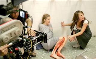 Jessy Schram feet photo thumbnail