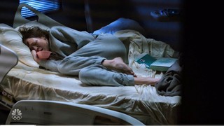 Jessy Schram feet photo thumbnail