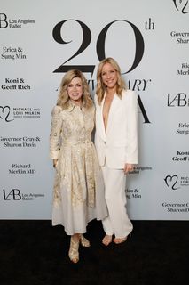Jessy Schram feet photo 7