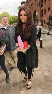 Jesy Nelson feet photo thumbnail