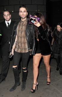 Jesy Nelson feet photo thumbnail