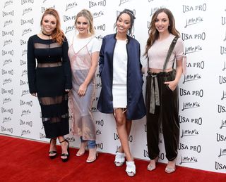 Jesy Nelson feet photo thumbnail