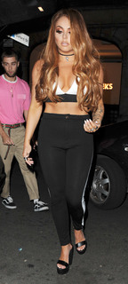 Jesy Nelson feet photo thumbnail