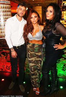 Jesy Nelson feet photo thumbnail