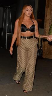 Jesy Nelson feet photo thumbnail