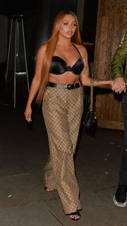 Jesy Nelson feet photo thumbnail