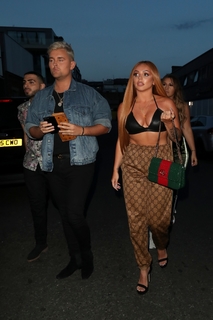 Jesy Nelson feet photo thumbnail