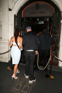 Jesy Nelson feet photo thumbnail