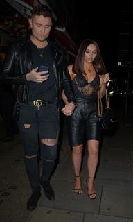 Jesy Nelson feet photo thumbnail
