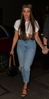 Jesy Nelson feet photo thumbnail