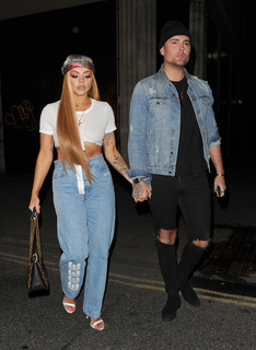 Jesy Nelson feet photo thumbnail