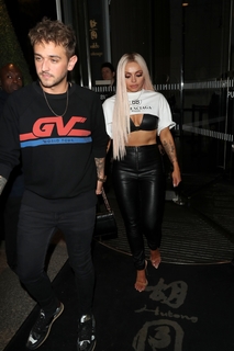 Jesy Nelson feet photo thumbnail