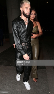 Jesy Nelson feet photo thumbnail