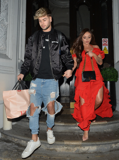 Jesy Nelson feet photo thumbnail