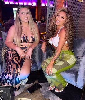 Jesy Nelson feet photo thumbnail