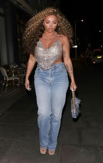 Jesy Nelson feet photo thumbnail