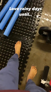 Jet Tranter feet photo 3