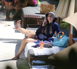 Jewel feet photo thumbnail