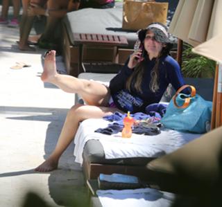 Jewel feet photo thumbnail