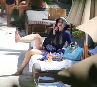 Jewel feet photo thumbnail