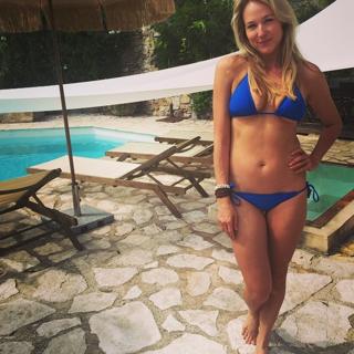 Jewel feet photo thumbnail