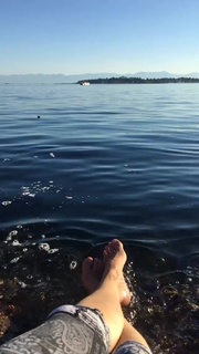 Jewel feet photo thumbnail