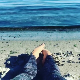 Jewel feet photo thumbnail