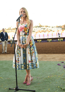 Jewel feet photo thumbnail