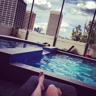 Jewel Staite feet photo thumbnail