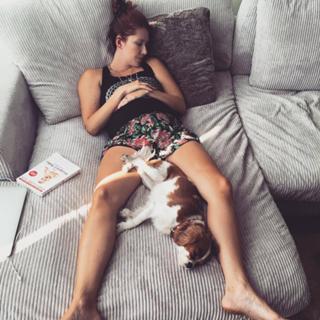 Jewel Staite feet photo thumbnail