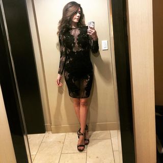 Jewel Staite feet photo thumbnail
