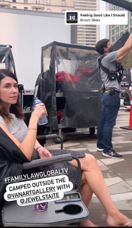Jewel Staite feet photo thumbnail