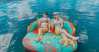 Jewel Staite feet photo thumbnail