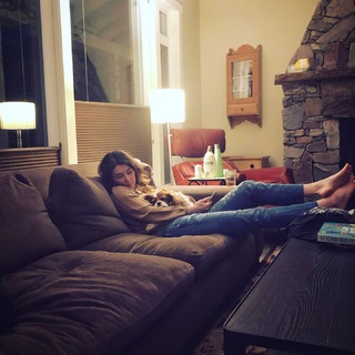 Jewel Staite feet photo thumbnail