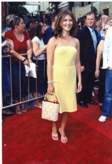 Jewel Staite feet photo thumbnail