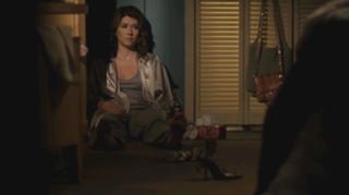 Jewel Staite feet photo thumbnail