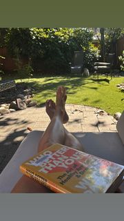 Jewel Staite feet photo thumbnail