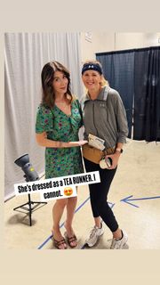 Jewel Staite feet photo 2