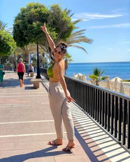 Jhendelyn Nuñez feet photo 11