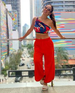 Jhendelyn Nuñez feet photo 10