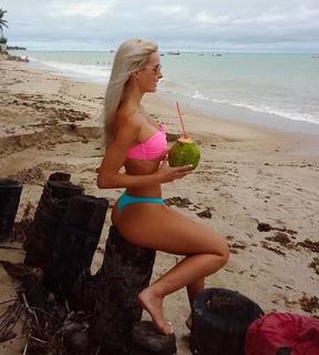Jhenny Andrade feet photo 11