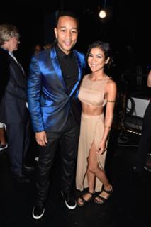 Jhené Aiko feet photo thumbnail
