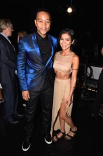 Jhené Aiko feet photo thumbnail